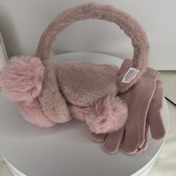 Minnie Mouse kids bear ear muffs - Picture 2 of 2